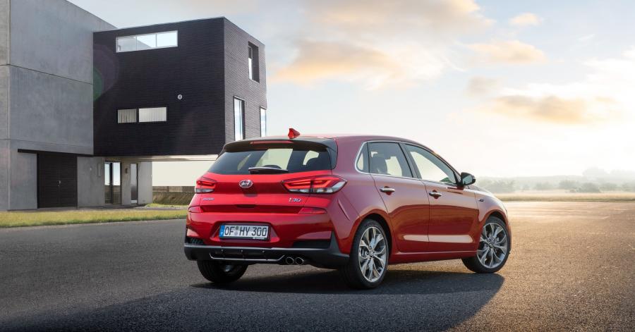  Hyundai i30 N Line (PD) 2018 года  (WW) (фото 6 из 40)